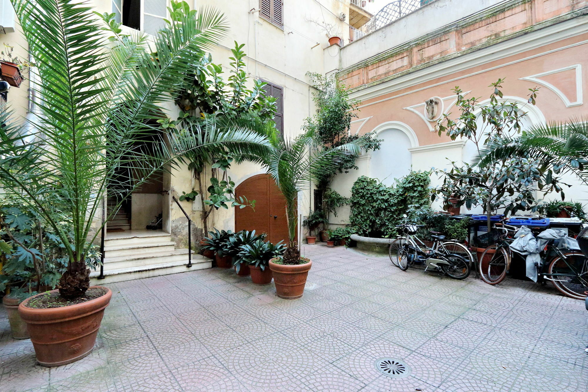 Romeasyoulike-Monti Experience 295 Bagian luar foto